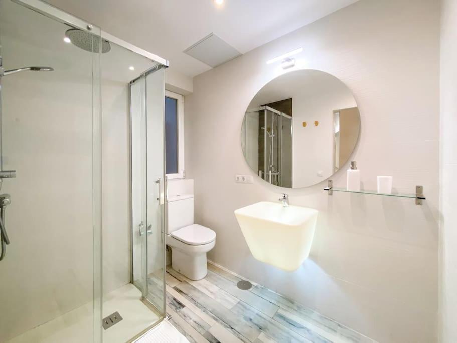 Apartamento New Lavapies Spacious Flat, 2 Bedrooms And 2 Balconies