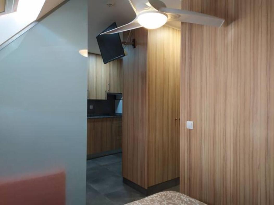 Urgel Apartamento *