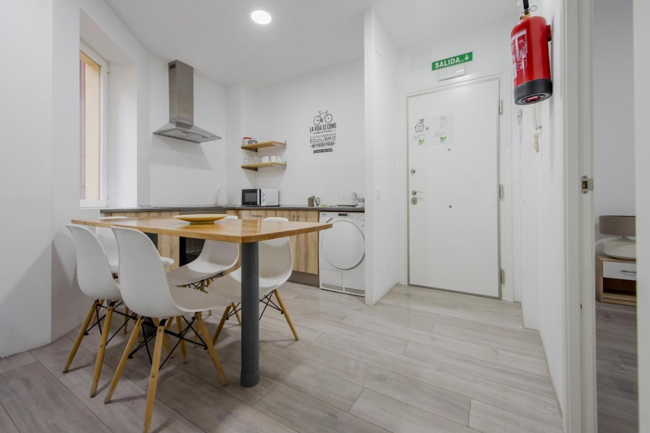 Cozy Apartamento En La Latina, El Centro De Apartment
