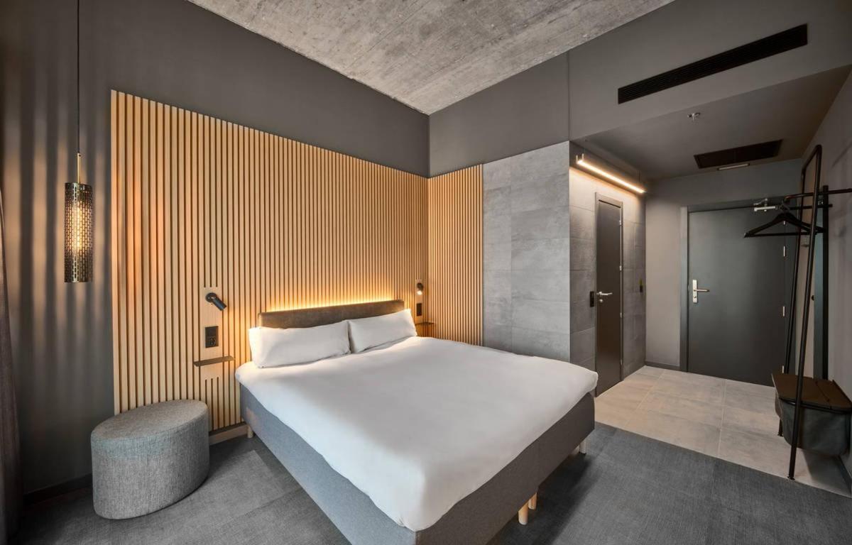 Zleep Airport Hotel