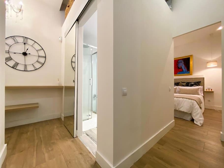 New Lavapies Spacious Flat, 2 Bedrooms And 2 Balconies Madrid