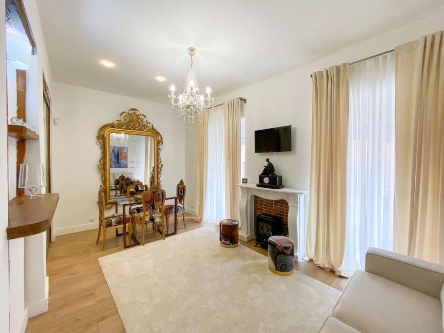 New Lavapies Spacious Flat, 2 Bedrooms And 2 Balconies Apartamento