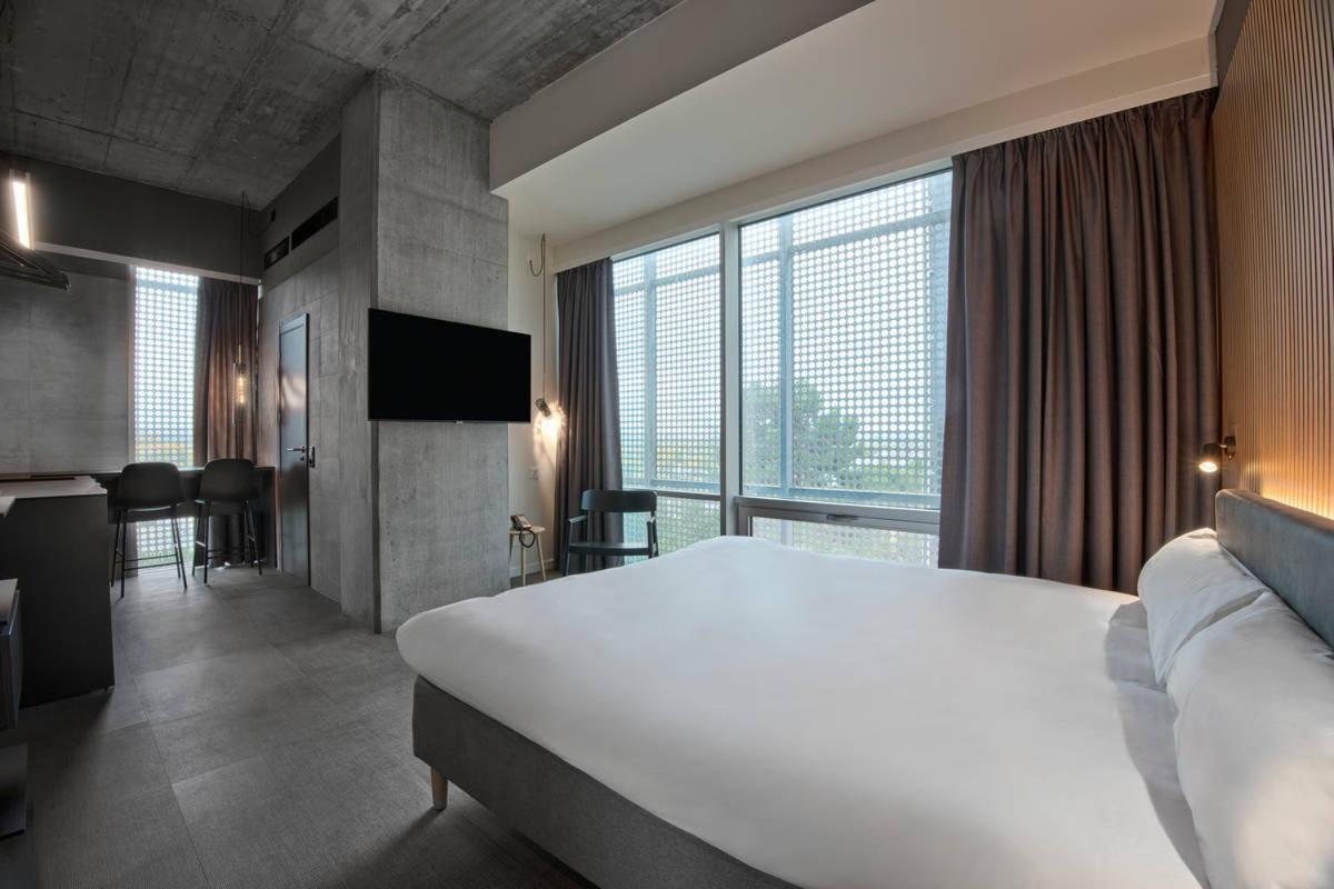 Hotel Zleep Airport Madrid
