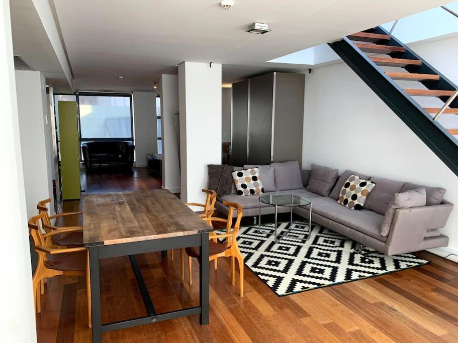 Apartamento Loft Con Terraza, Parking Y Piscina En Verano-sebcan Madrid
