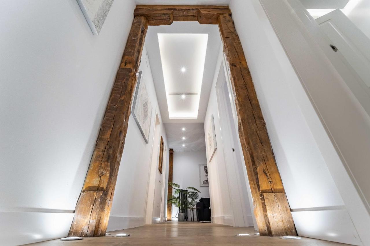 Exclusive Luxury In Apartamento Madrid