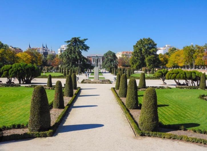 Close To Retiro Park Only For Girl *