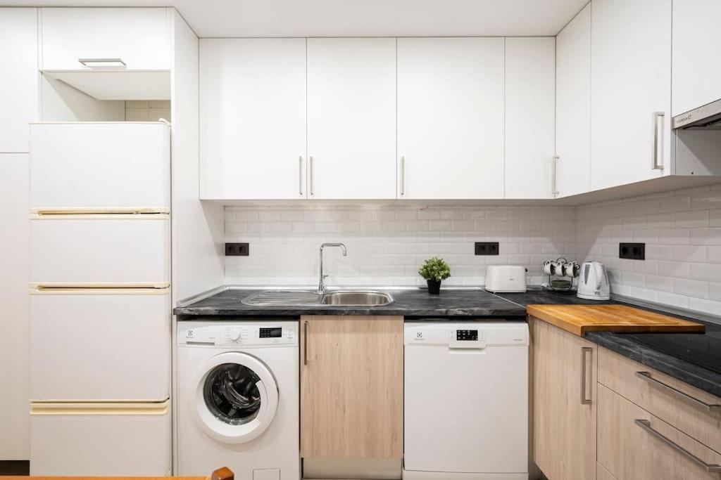 Zona Residencial, Seguridad 24h/dia. Apartamento
