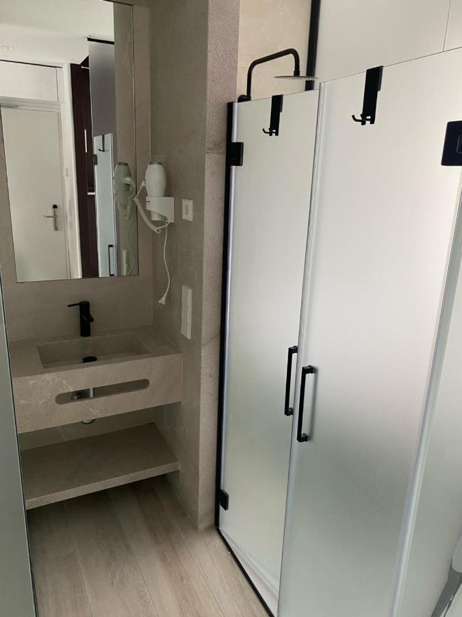 Ekilibrio & Apart-suites 4* Madrid