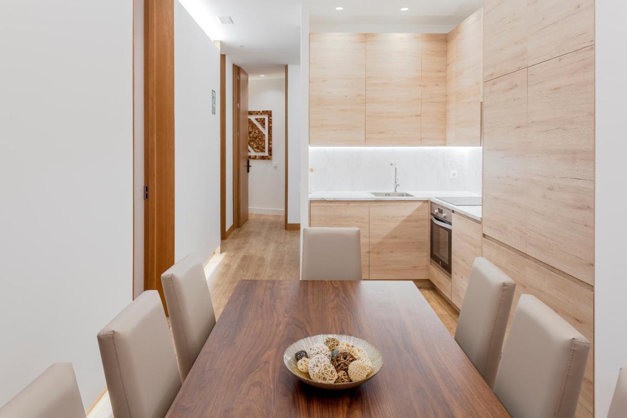 Apartamento Plaza Espana V Calle San Bernardino 6br 6bh *