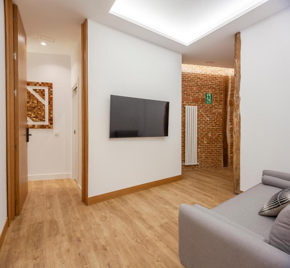 Plaza Espana V Calle San Bernardino 6br 6bh Apartamento