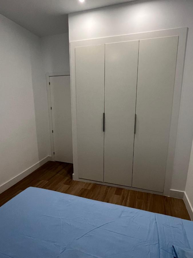Hostal Roomstay Plaza Castilla Madrid