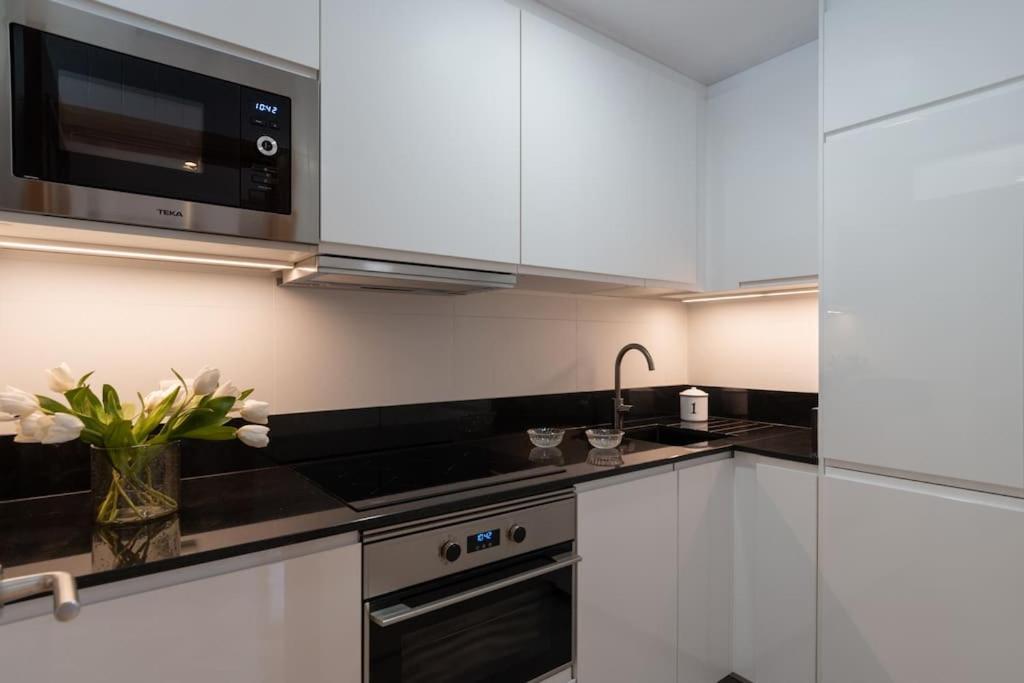 Vivienda Con Zona De Trabajo, Piscina Y Parking Apartment *