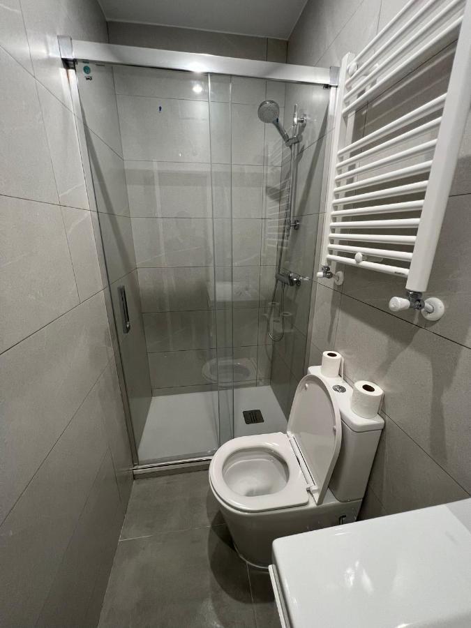Hostal Roomstay Plaza Castilla *