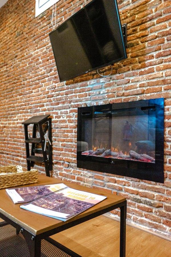 Apartment Acogedor Estudio En Cuatro Caminos By Bebalmy Madrid