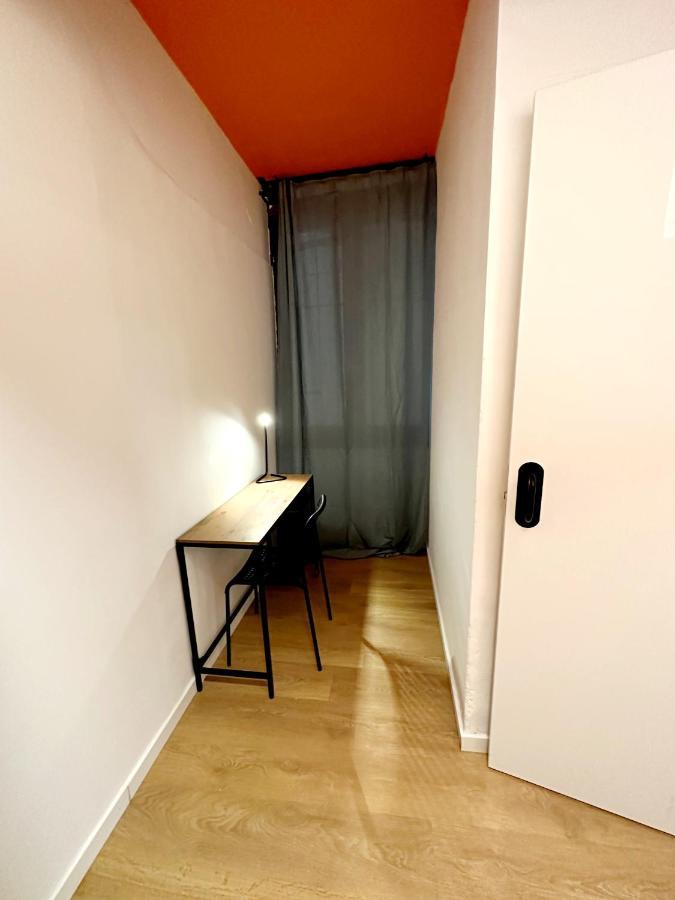 Arc House - Puerta Del Sol Only Adults Hostal Madrid