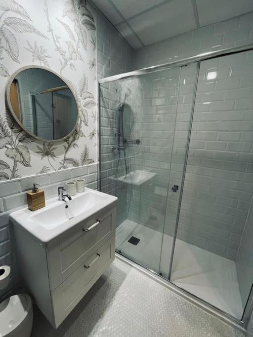 New Stylish Apt 5px En La Plaza De Espana/gran Via Apartamento
