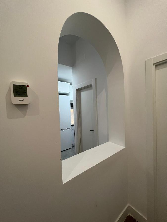 Hostal Roomstay Plaza Castilla Madrid