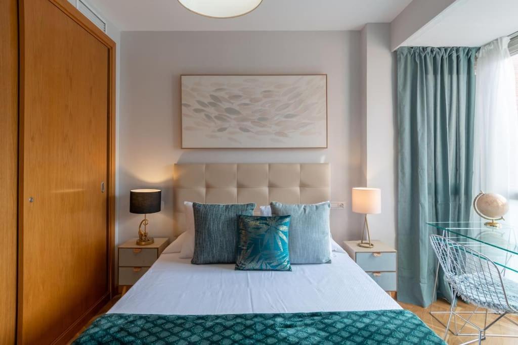 Apartment Vivienda Con Zona De Trabajo, Piscina Y Parking