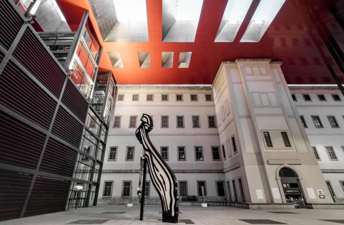 Apartamento Reina Sofía Museum *