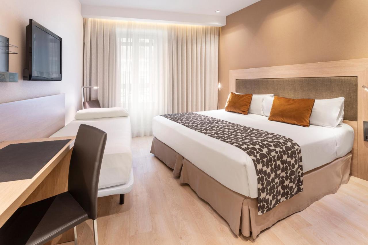 Catalonia Plaza Mayor Hotel