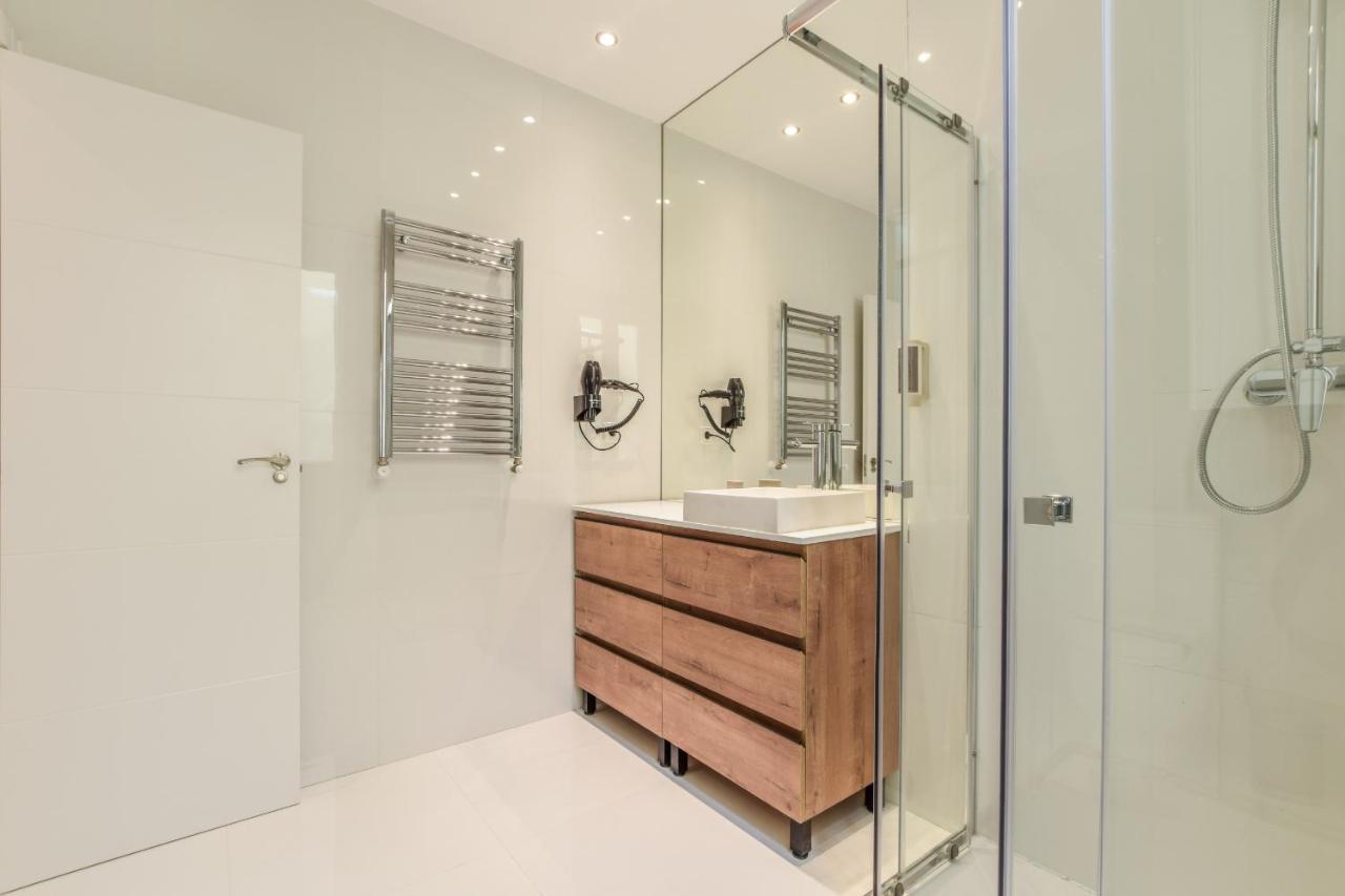 Apartamento Ap Embajadores Xi Madrid