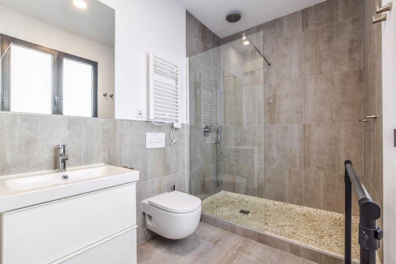 Loft En Plaza De Ventas Apartamento Madrid