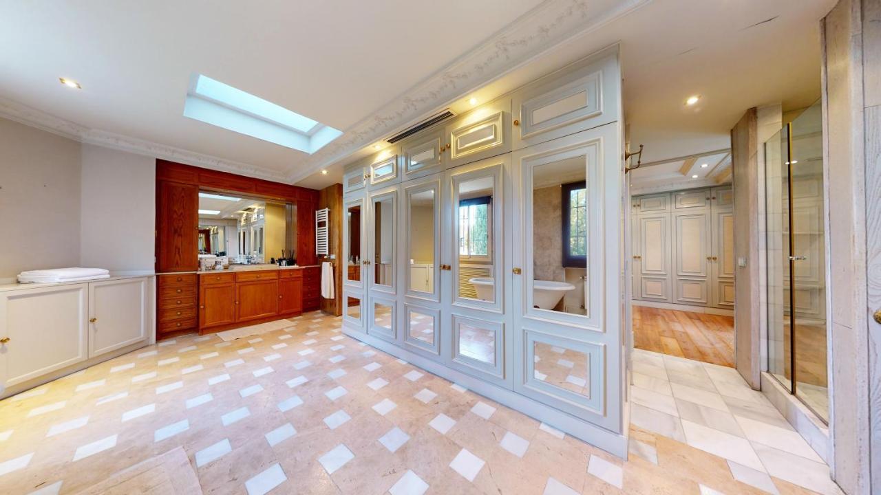 Increible De Lujo Villa