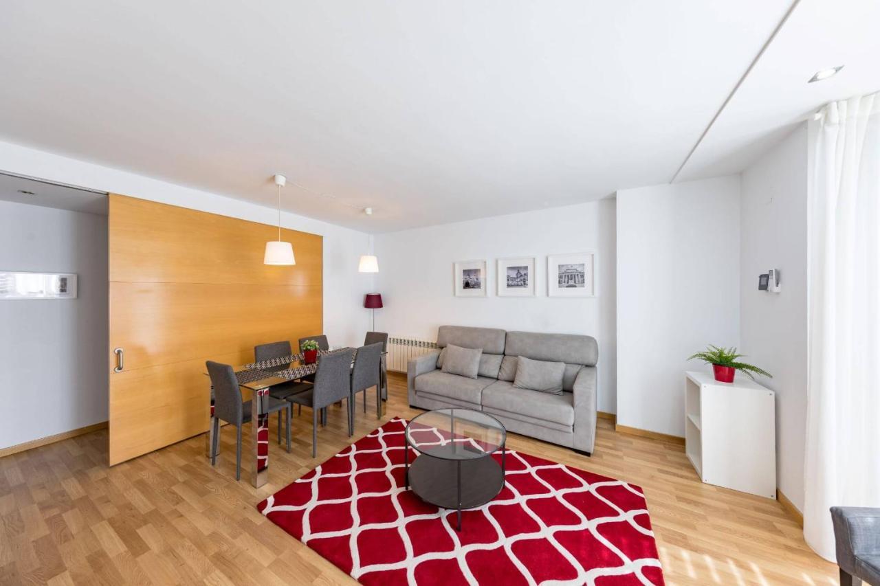 Apartamento Roomspace Tablas Camino Santiago Madrid