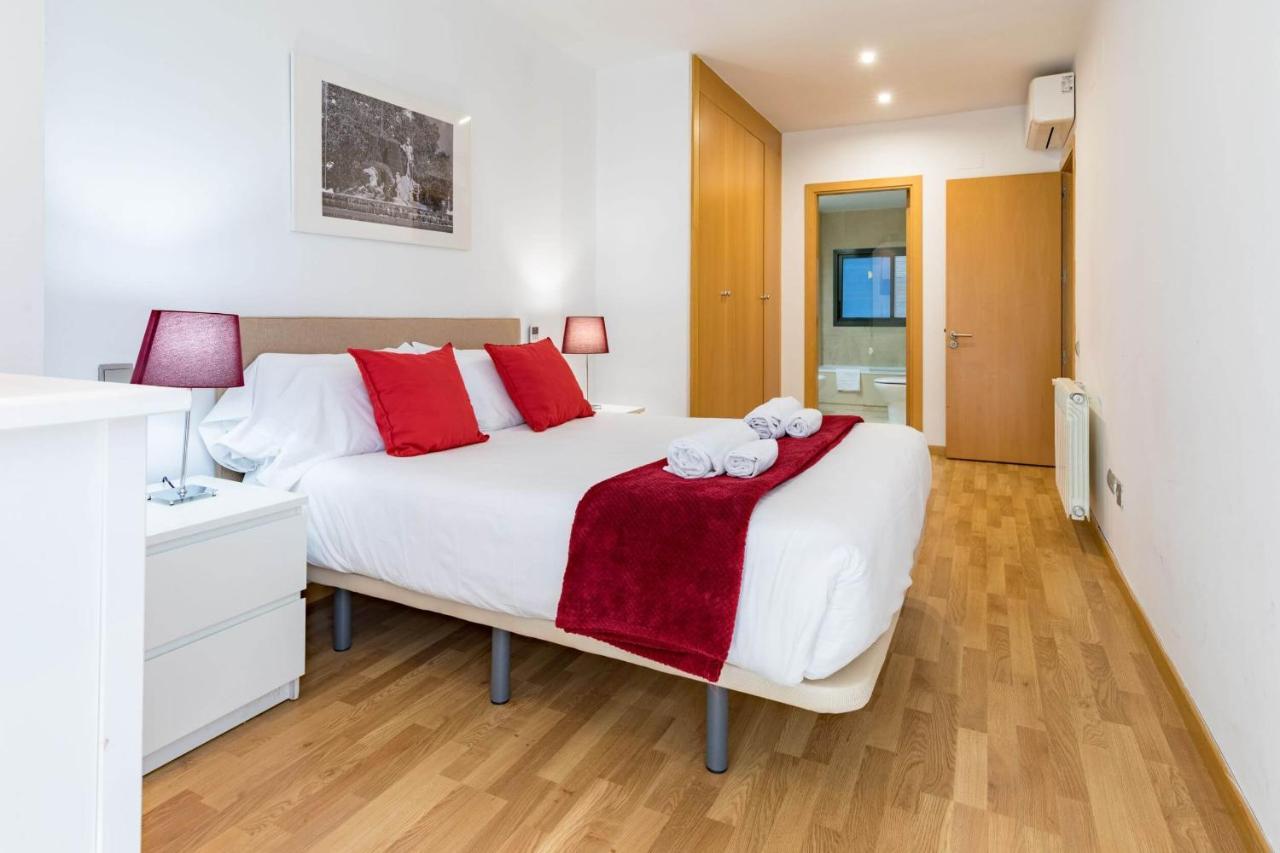 Roomspace Tablas Camino Santiago Apartamento Madrid