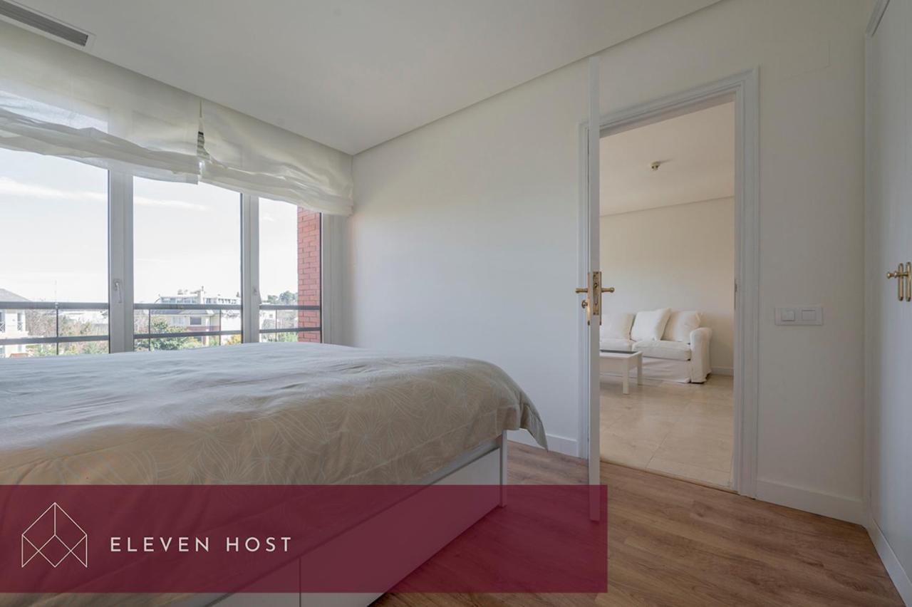 Luminoso Y Elegante En Urbanización De Lujo En Aravaca – / Con Piscina, Gimnasio Y Parking Privado Con Portero Y Vigilancia Madrid