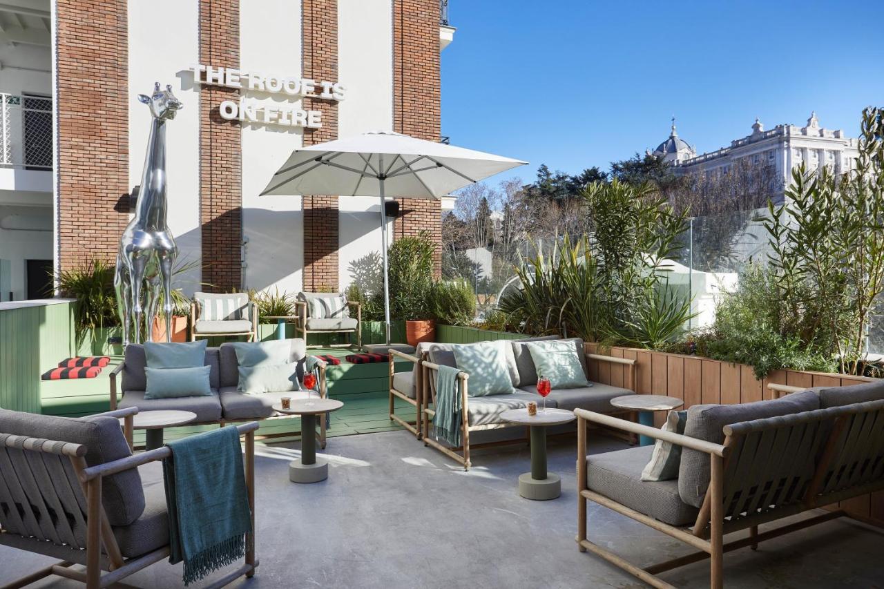 Tsh Hotel