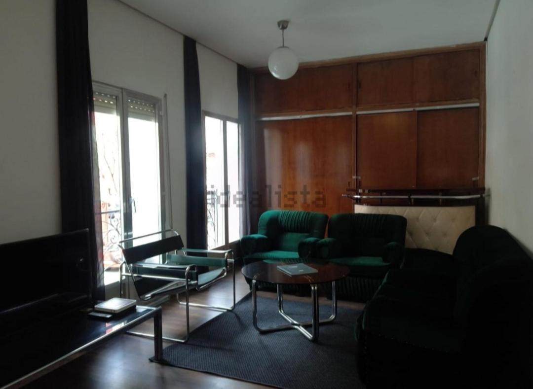 Simply Retiro Apartamento *