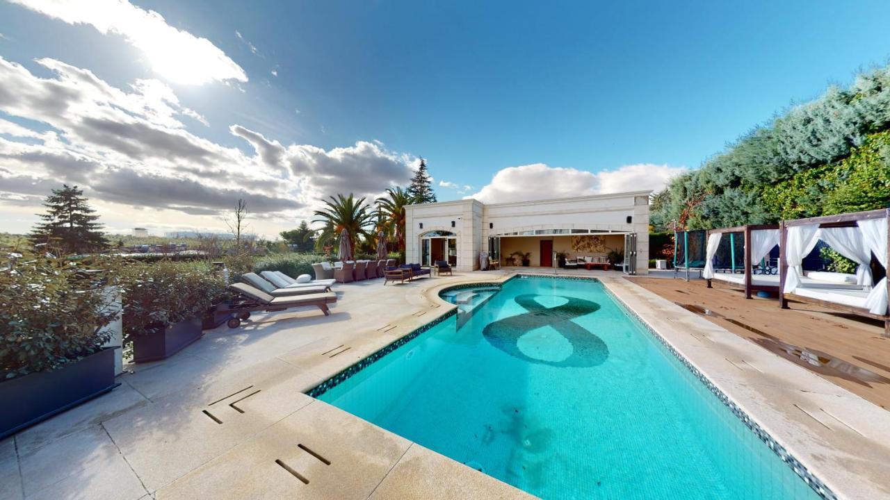 Increible De Lujo Villa Madrid