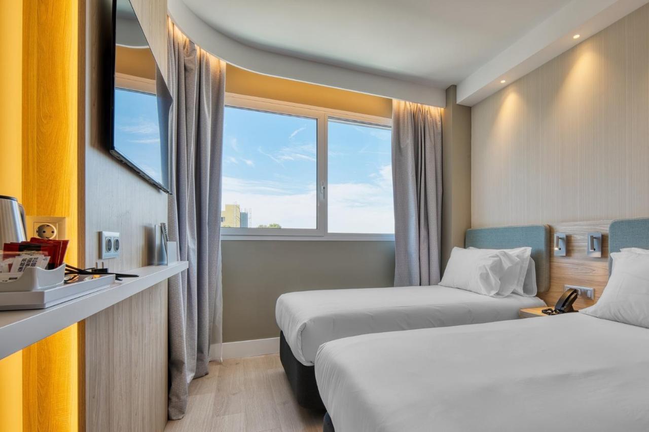 Hotel Express - - Airport By Ihg