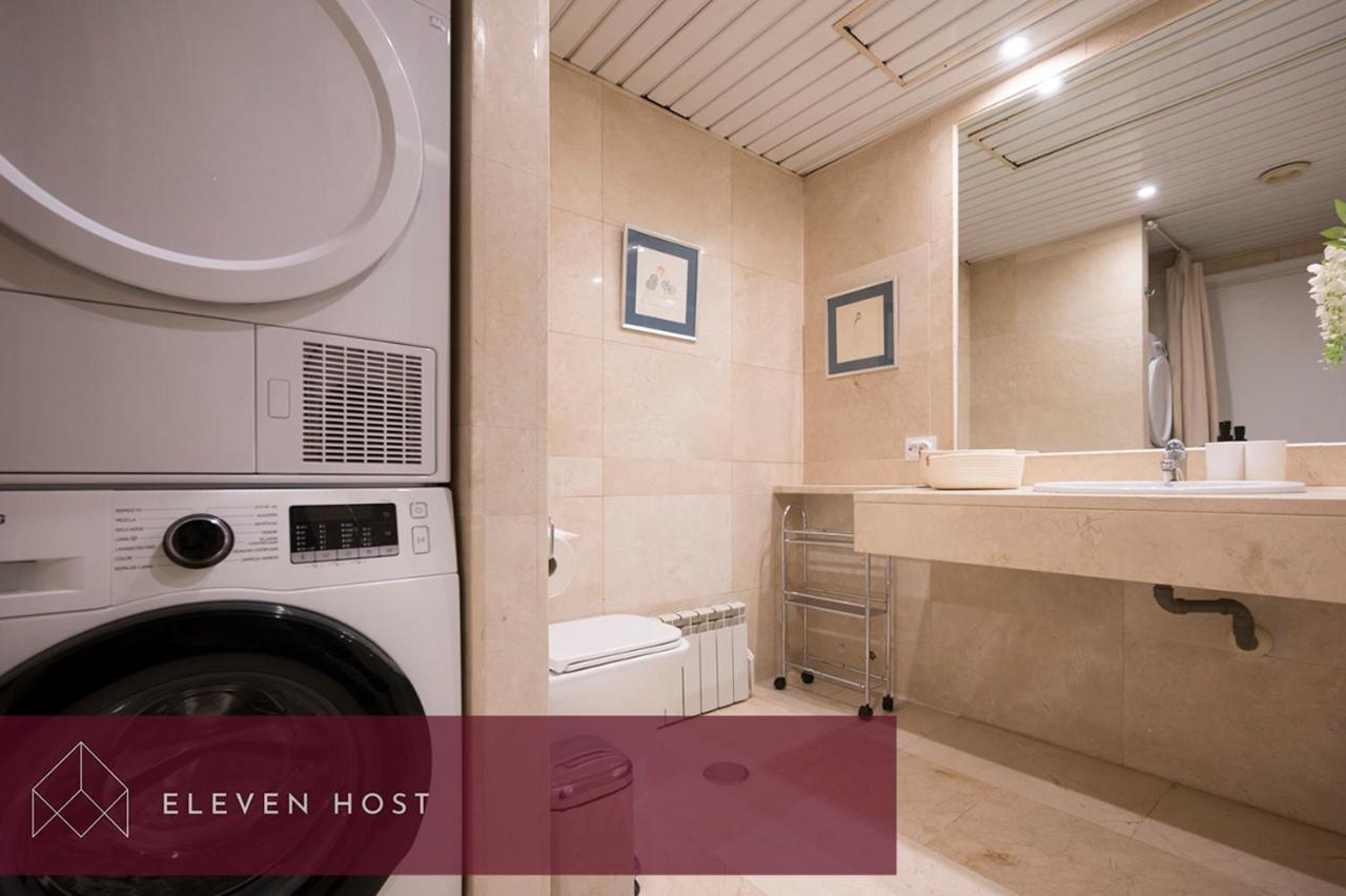 Luminoso Y Elegante En Urbanización De Lujo En Aravaca – / Con Piscina, Gimnasio Y Parking Privado Con Portero Y Vigilancia Apartamento Madrid