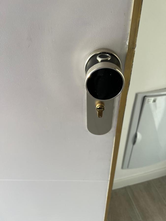 Pensión En Duplex, Avd De Europa, Pozuelo De Alarcon Madrid