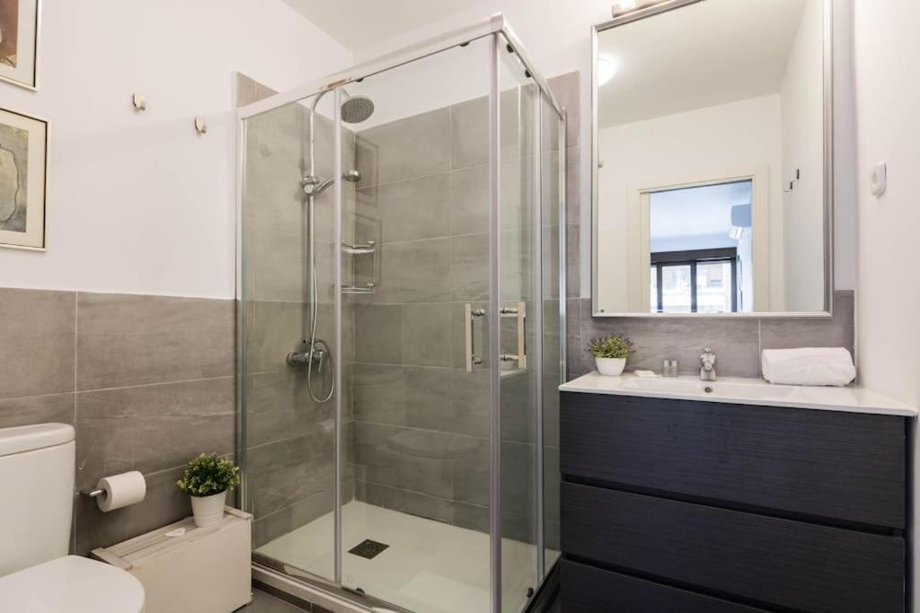 Bright And Comfortable In Madrid! 4 Pax Apartamento Madrid