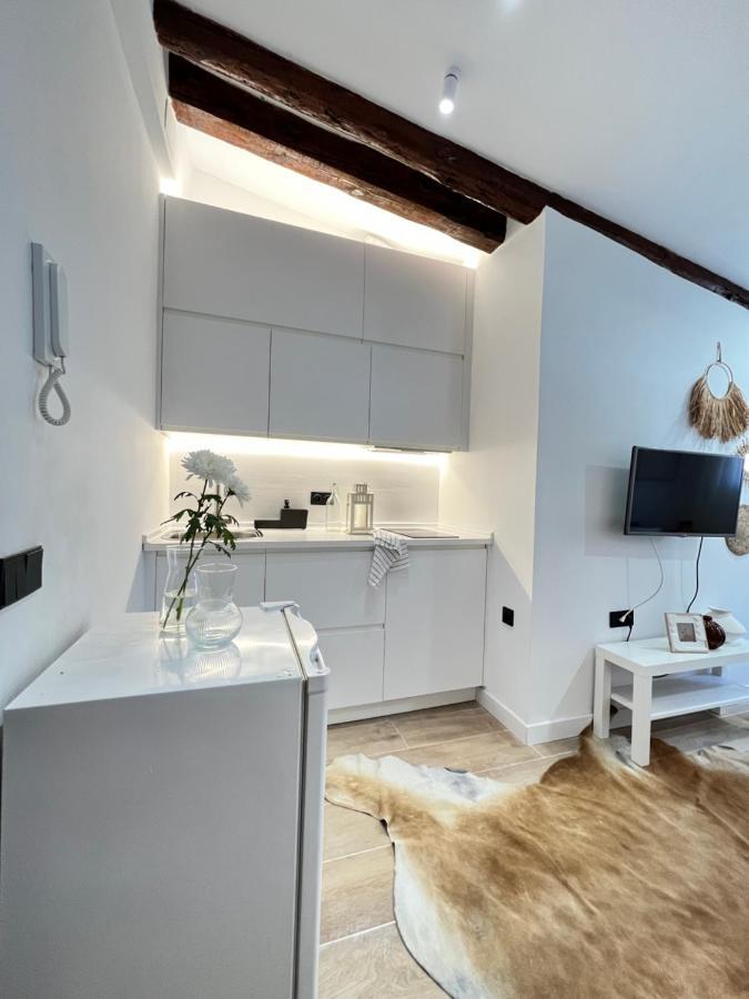 Encantador Tirso Molina Exterior Meson Temporal Apartment Madrid