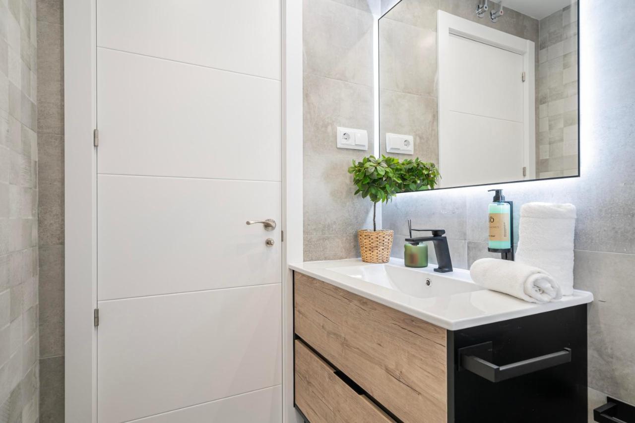 Dobohomes - Argenta Apartamento *