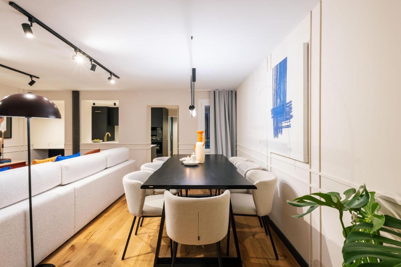 Stylish 4 +patio Luxury Gran Via Apartamento *