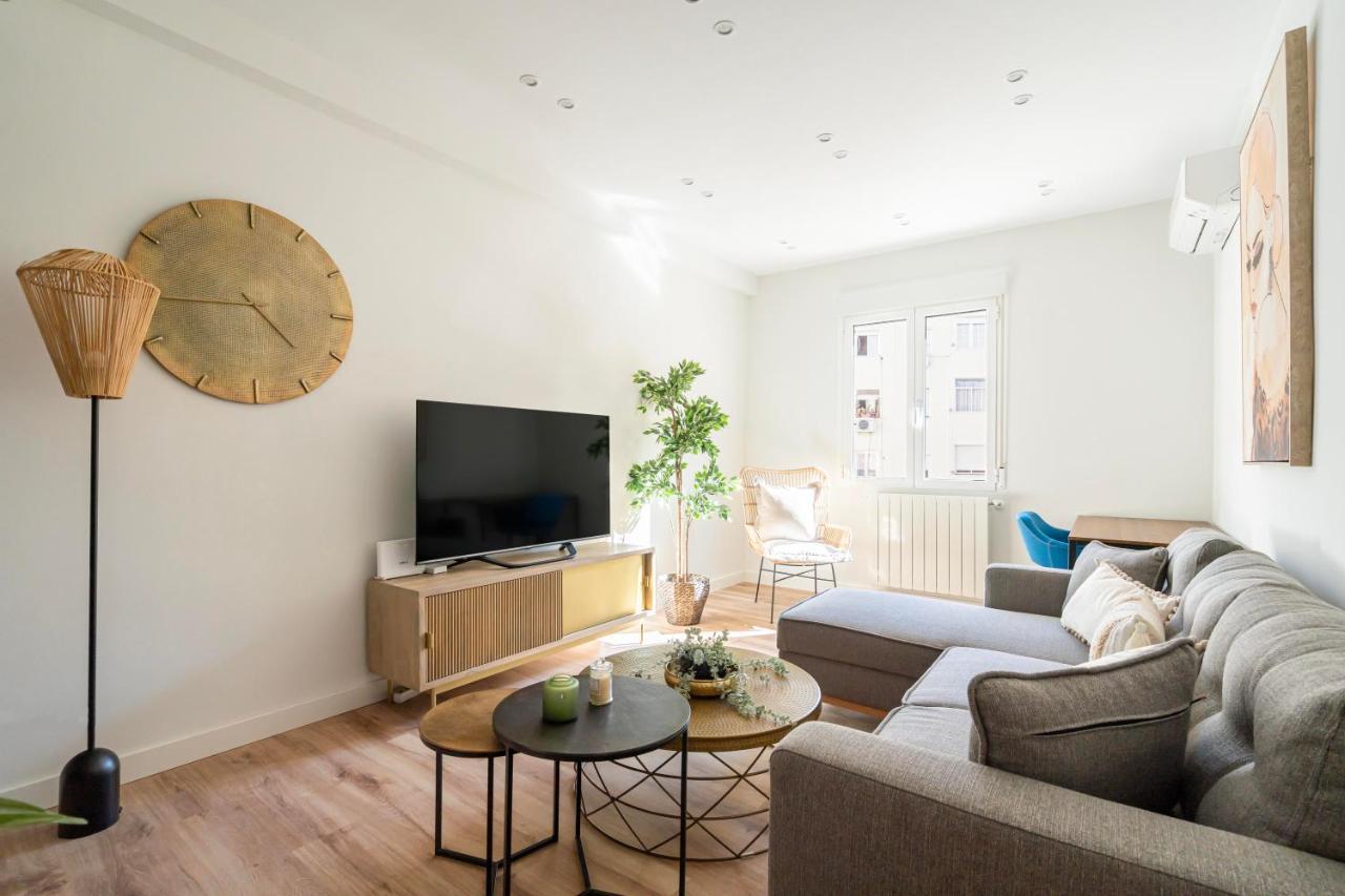 Dobohomes - Marcenado * Madrid
