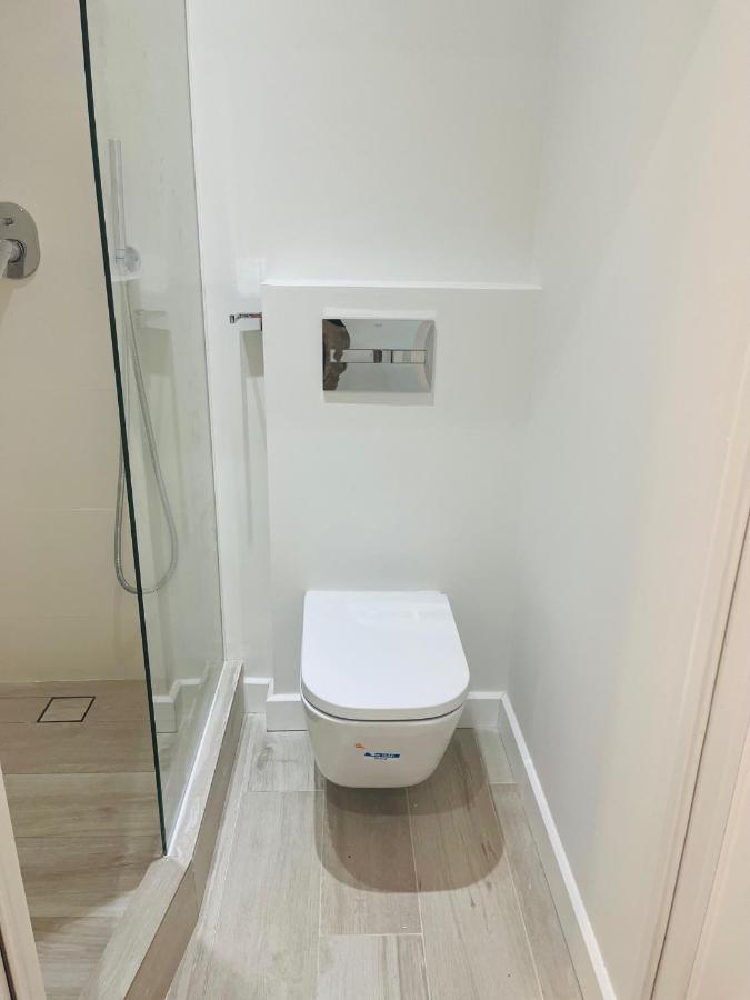 Apartamento Pisos Con Piscina Barrio Exclusivo-wizinkcenter Madrid