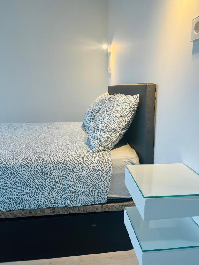Apartamento Pisos Con Piscina Barrio Exclusivo-wizinkcenter *
