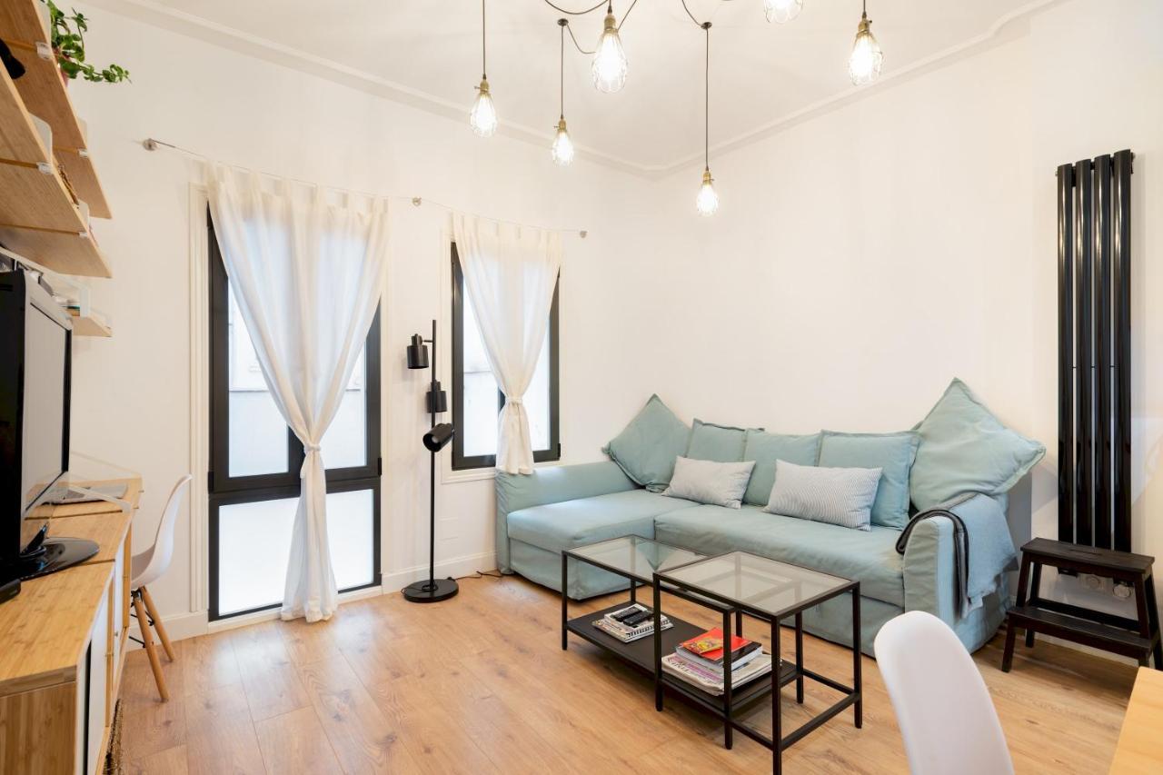 1 Bedroom 1 Bathroom Furnished - Malasana - Cozy & Modern - Mintystay *