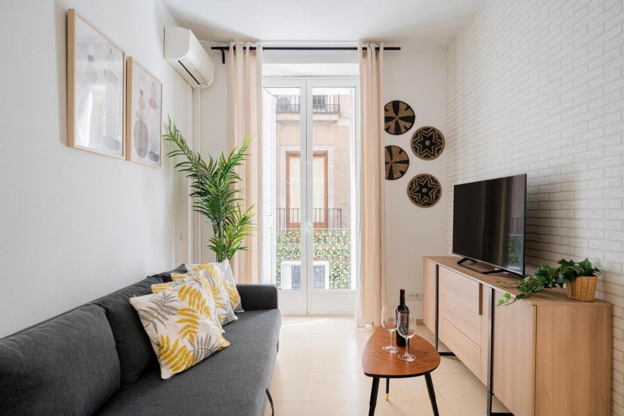 Apartment For Elegante Y Bonito Temporal En El Corazon De Inf1c Madrid