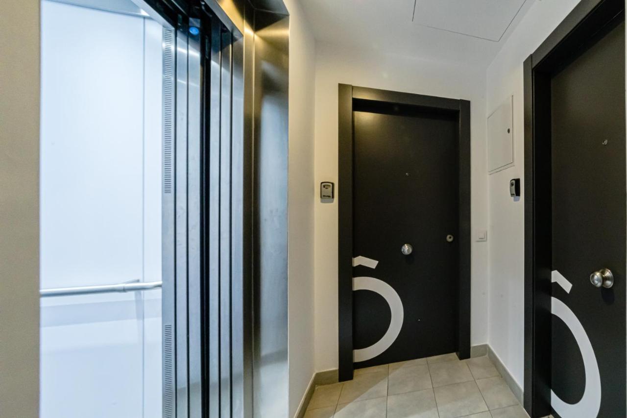 Estudio En Edificio Ribera De Curtidores By Sharingco * Madrid