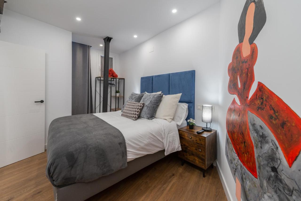 The Heart Of The City, Sol, By Monaro***** * Madrid