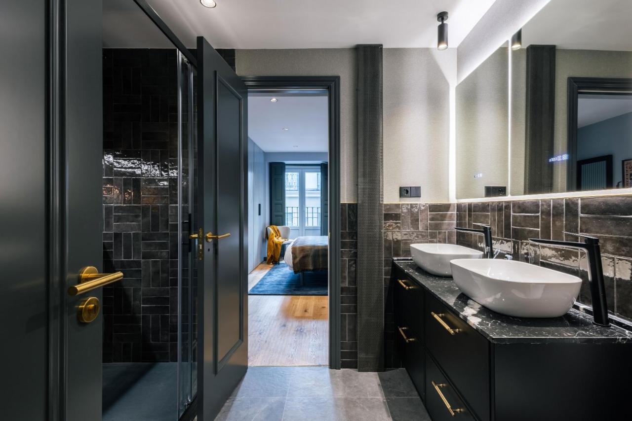 Stylish 4 +patio Luxury Gran Via * Madrid