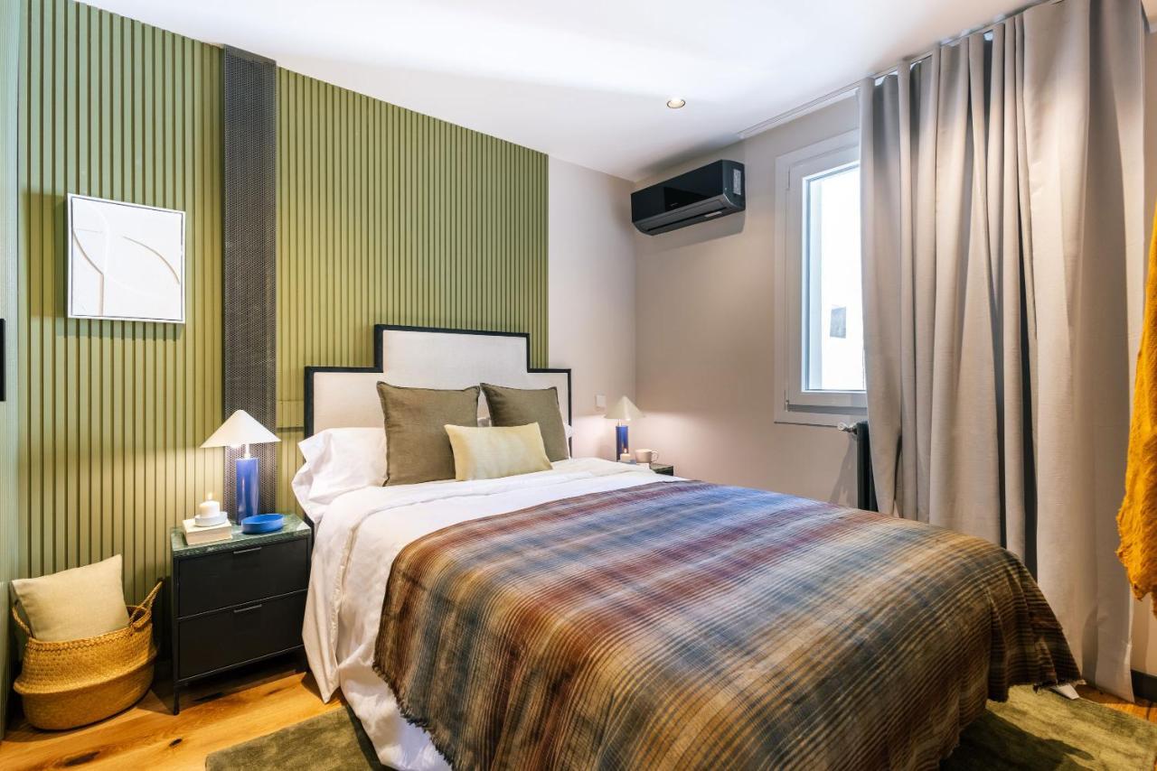 Stylish 4 +patio Luxury Gran Via Madrid