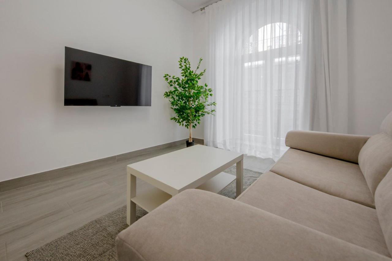 Suara 1 Apartment *